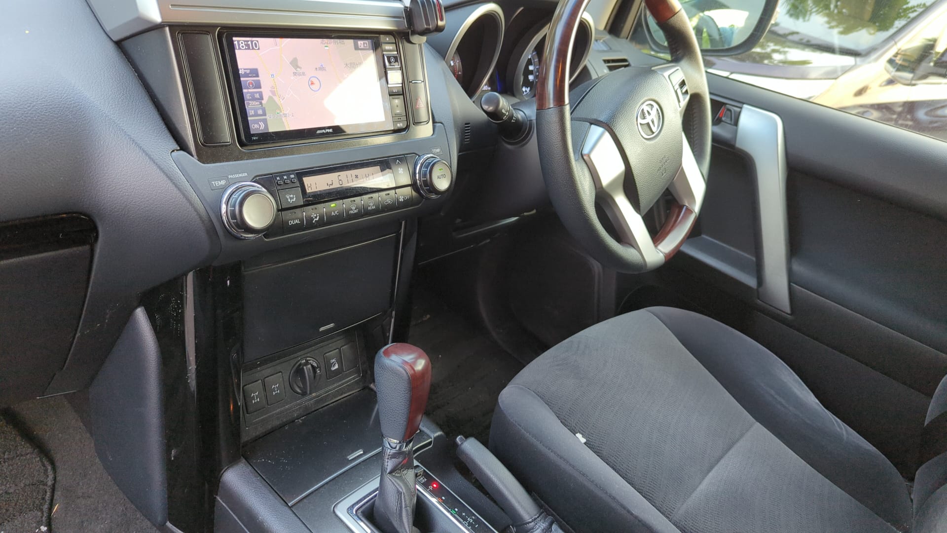 2017 Toyota Land Cruiser Prado